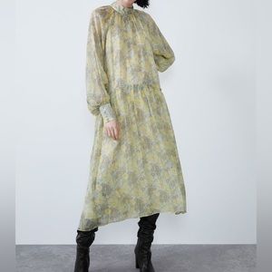 Zara women’s dress size S